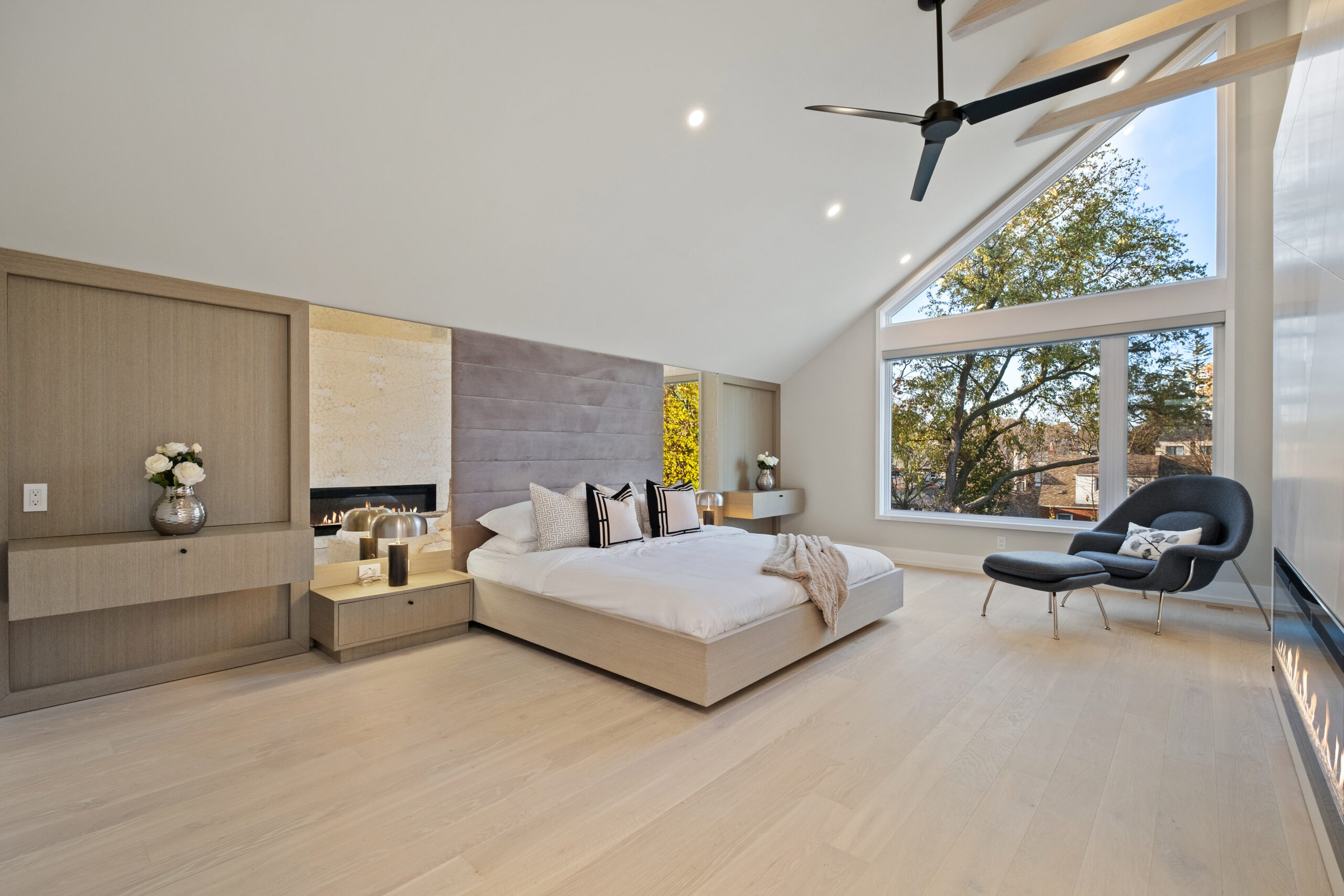 Luxury bedroom design