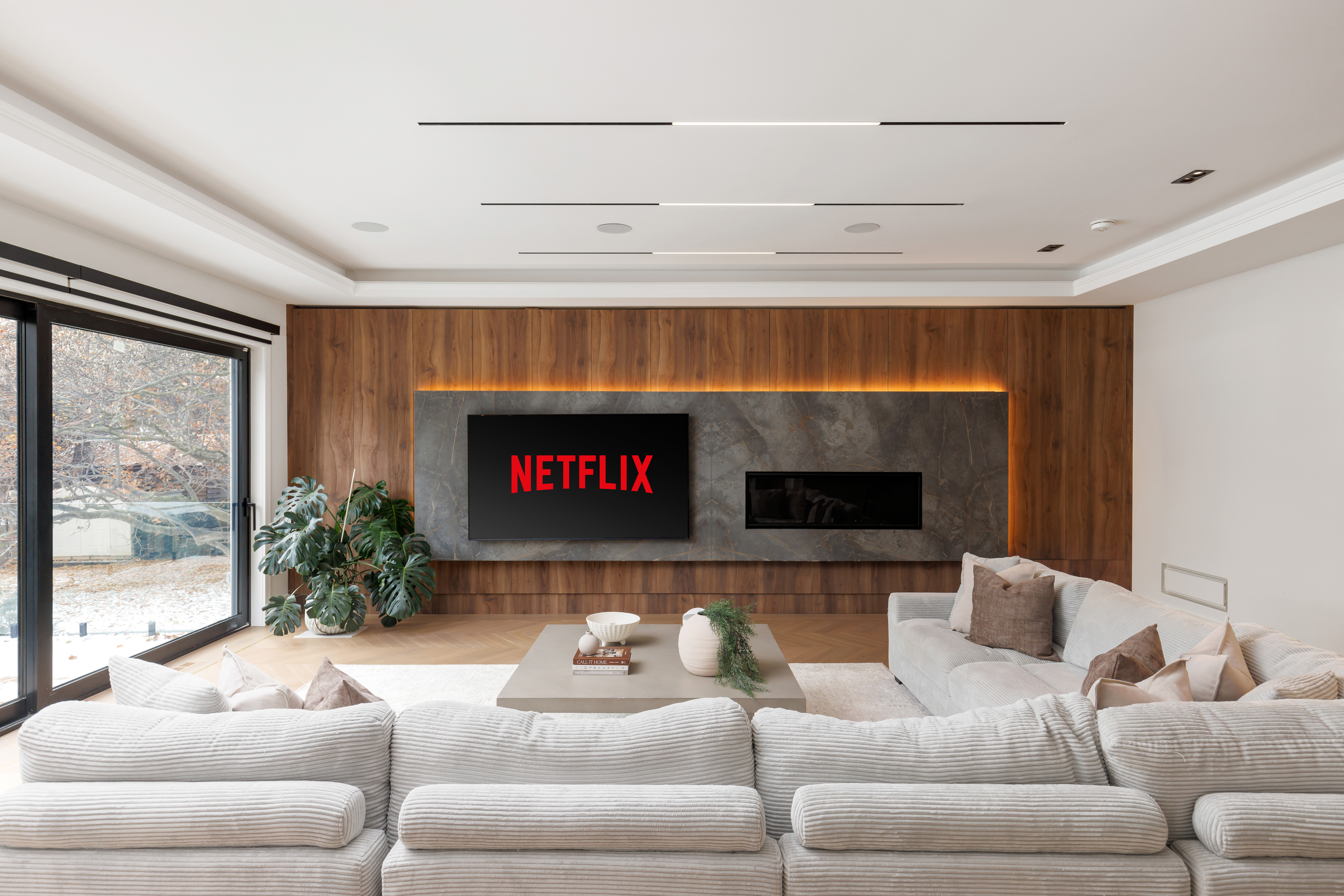 LUXURY LIVING ROOM